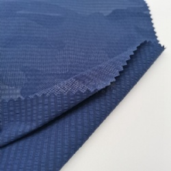 Seersucker 100% Polyester Seersucker fabric in China manufacturer emboss